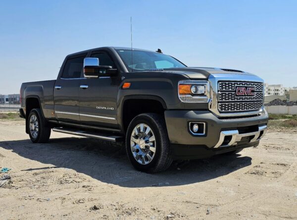 GMC SIERRA 2018 Green